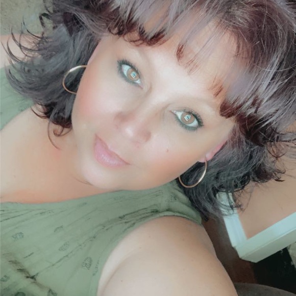 Meet your Posher, Casey - Picture 1 of 1